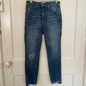 27P Madewell Curvy High-Rise Skinny Jeans